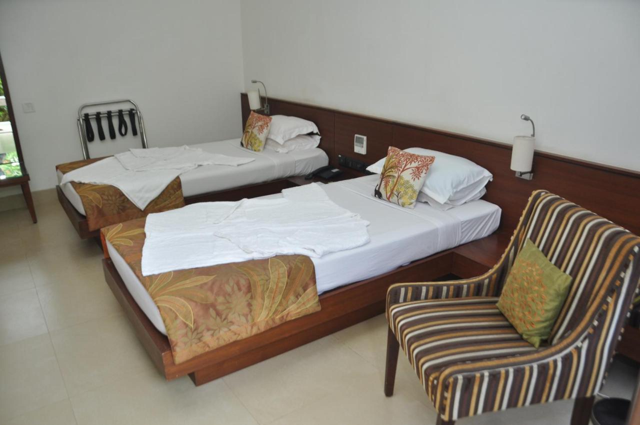Fountainhead Hotel Alibág Kültér fotó